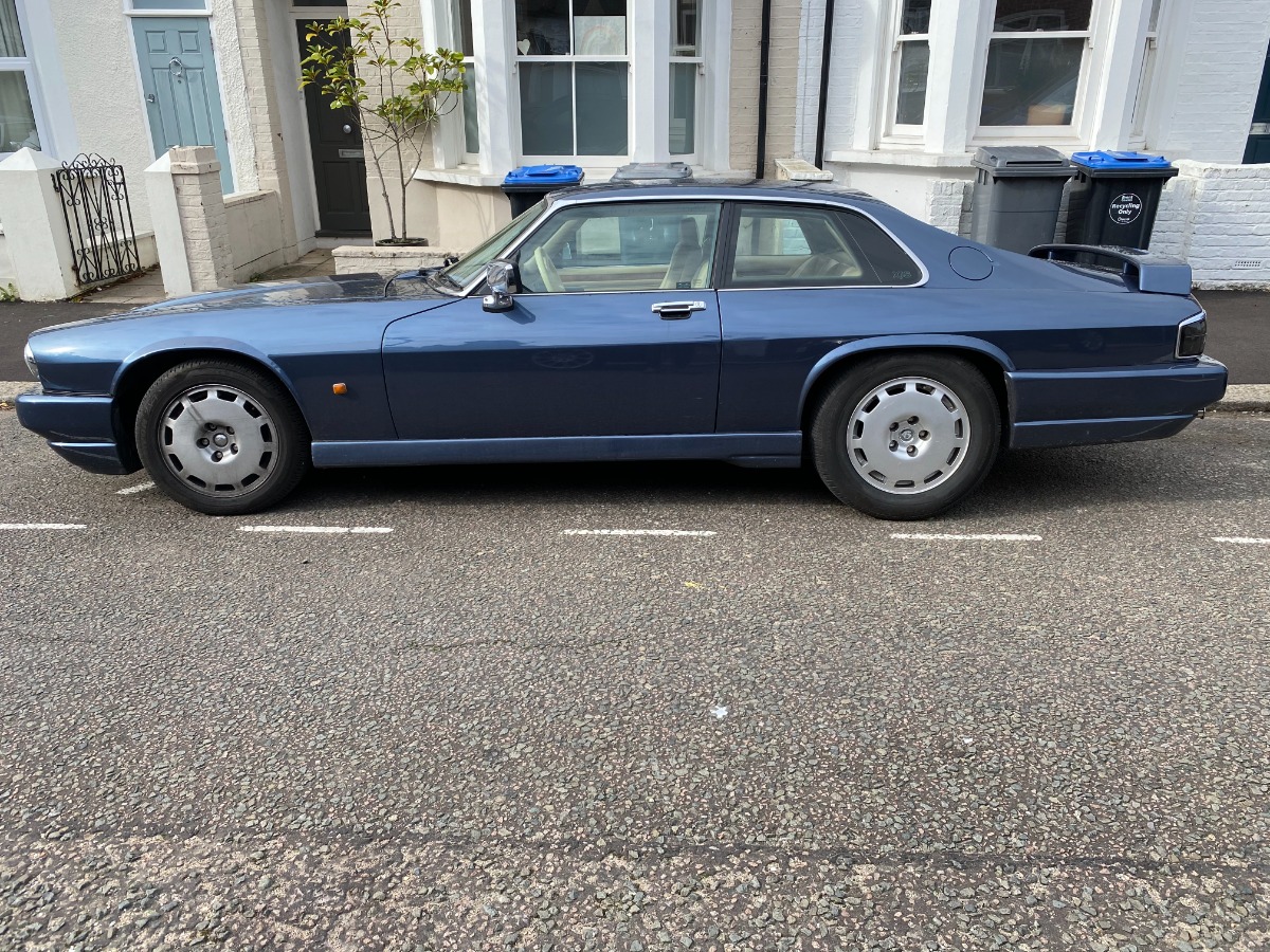 1992 Jaguar XJS Image 3